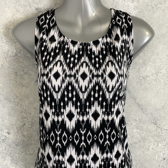 George Slip Dress Black and White Patterned - Picture 2 of 16